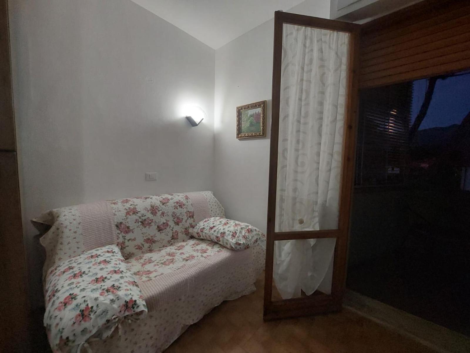 Appartamento Al Mare Di Liguria E Toscana Marina di Massa Εξωτερικό φωτογραφία